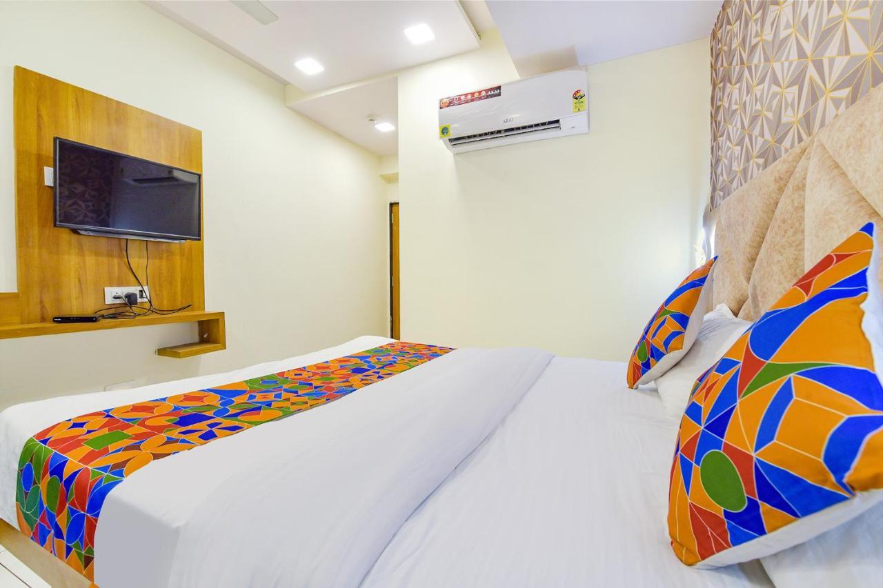 Fabhotel New York Watuwa Esterno foto